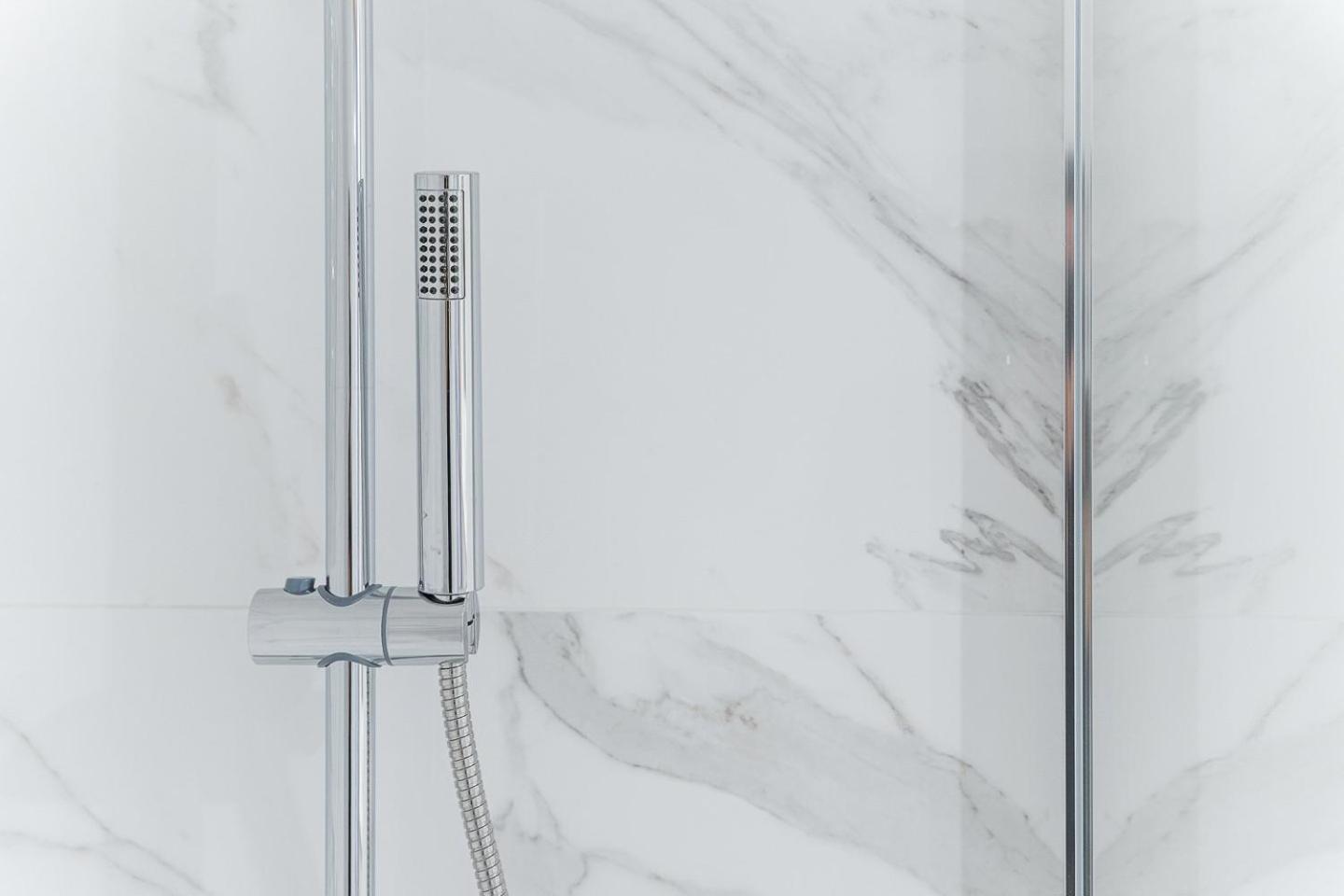 Guestready - Sleek Monochromatic In Bonfim Lejlighed Porto Eksteriør billede