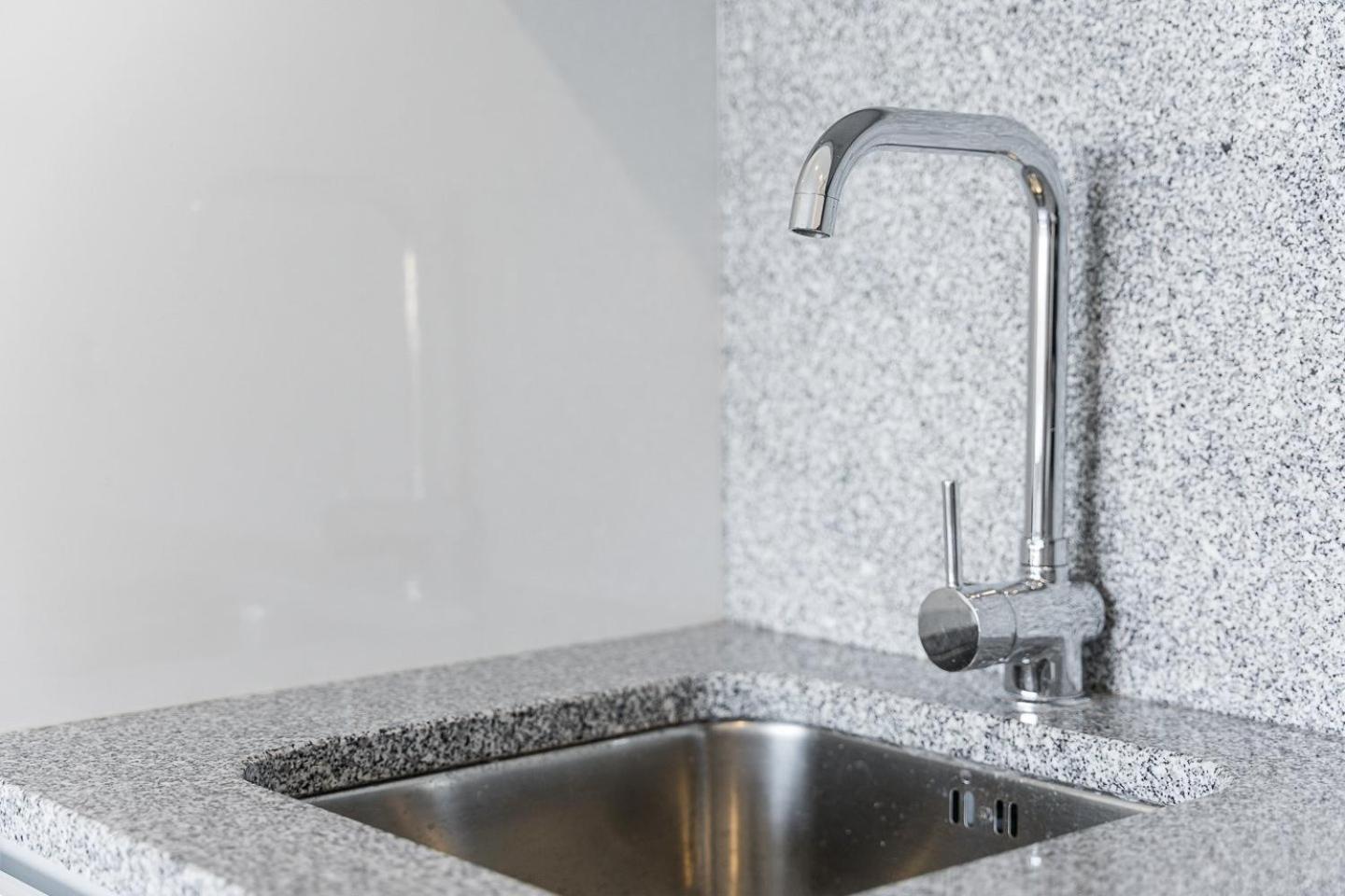 Guestready - Sleek Monochromatic In Bonfim Lejlighed Porto Eksteriør billede