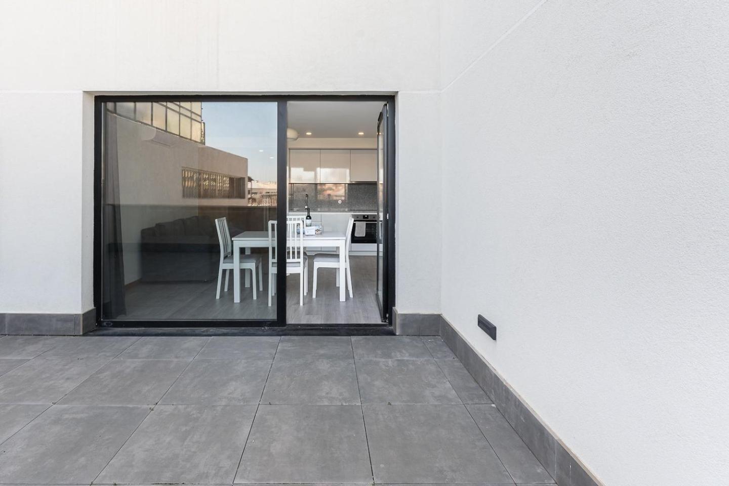 Guestready - Sleek Monochromatic In Bonfim Lejlighed Porto Eksteriør billede